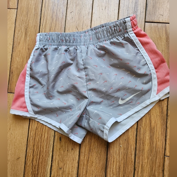 Nike Kids Shorts Lot - Picture 2 of 10